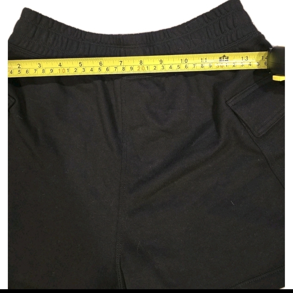NWT DKNY Women’s Cargo Shorts Small  Black Elastic Pockets Lounge Casual 💵 - Picture 6 of 7